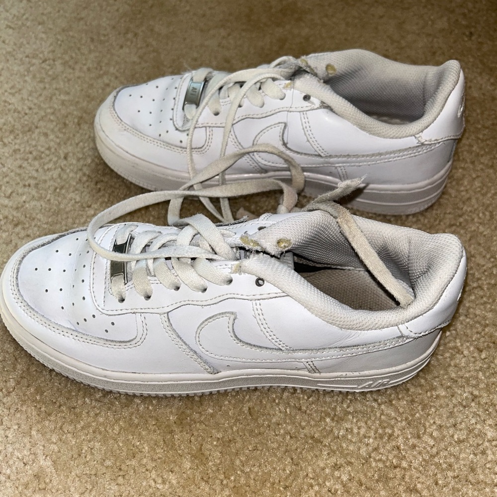 Kids White Nike Sneakers